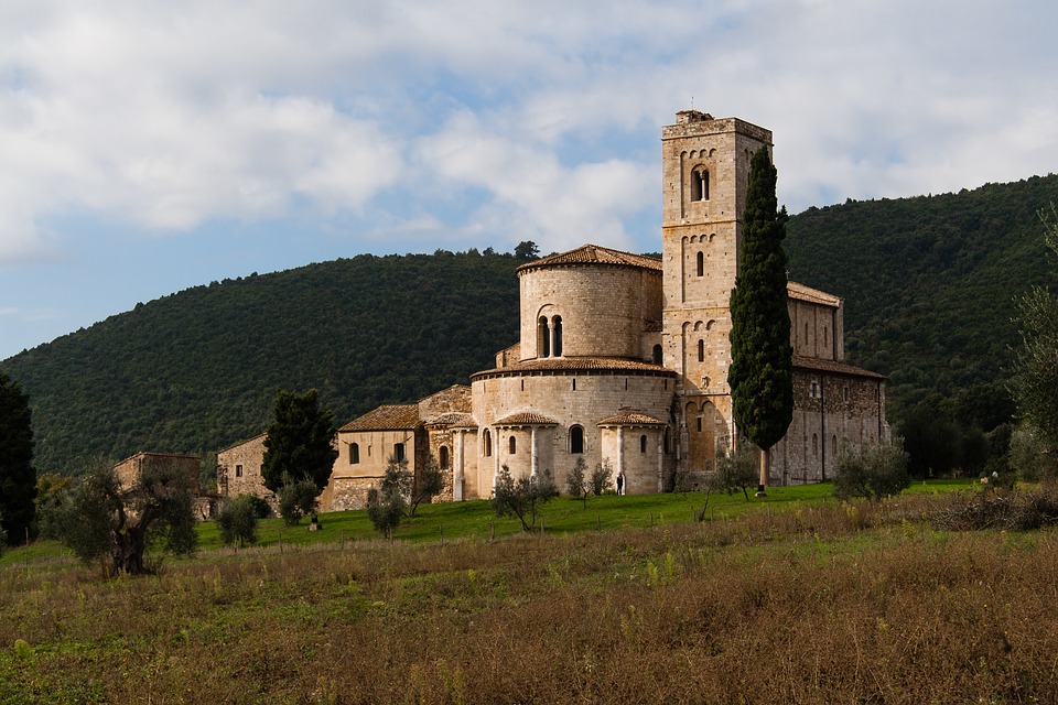 tuscany, prato, abbey