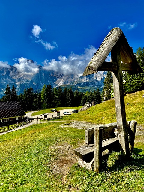 nature, travel, exploration, outdoors, sexten, mountains, marterl, cross, alps, hike, italy, clouds, kreuzbergpass, dolomites